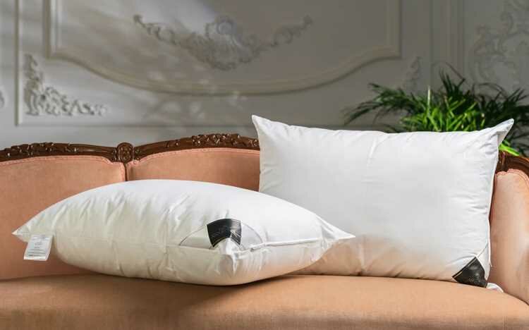 Сочетание утвари для комфортабельного отдыха